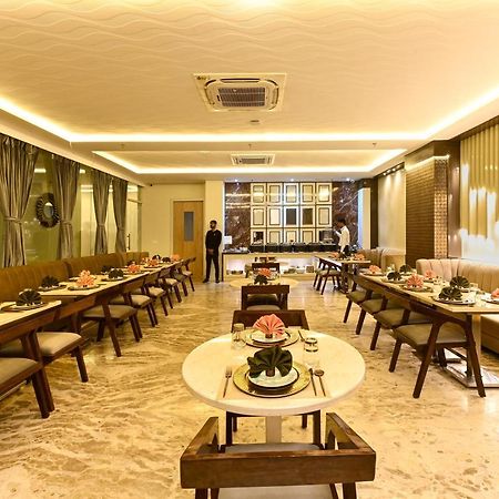 Hotel Avalon Palms Agra Agra  Eksteriør bilde