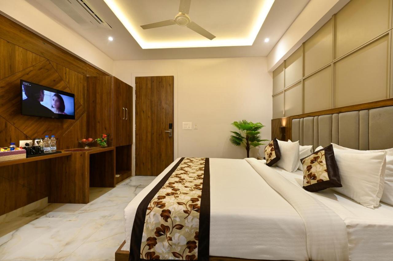 Hotel Avalon Palms Agra Agra  Eksteriør bilde