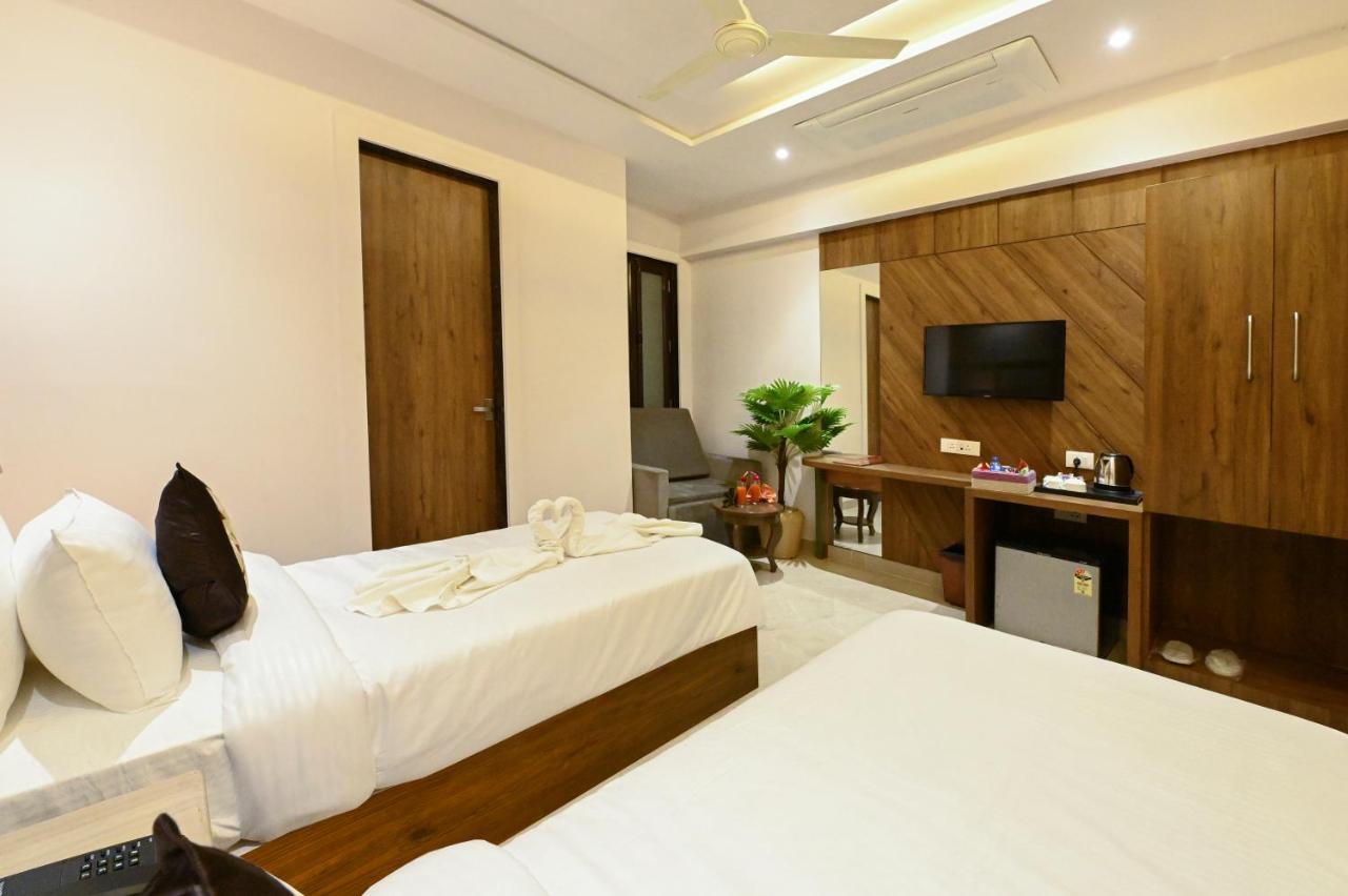 Hotel Avalon Palms Agra Agra  Eksteriør bilde